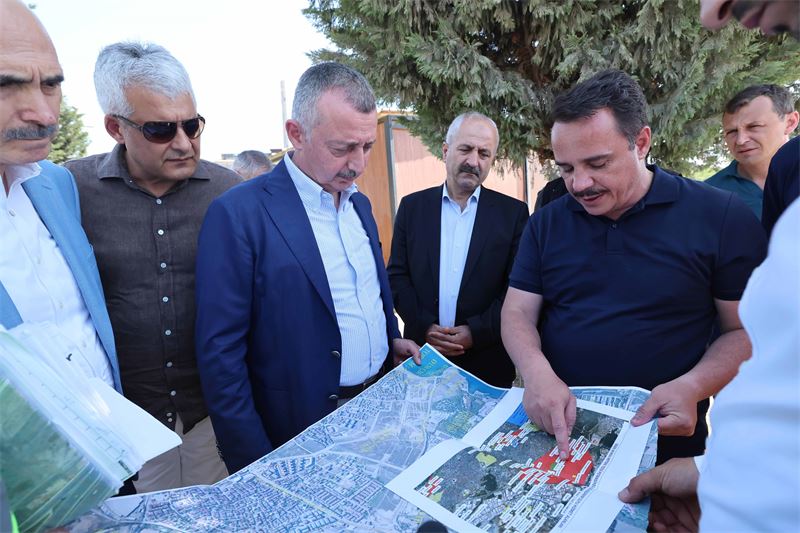 Büyükakın'dan_Gebze'deki_çalışmalara_yakın_takip_(2)_kopya_800_600