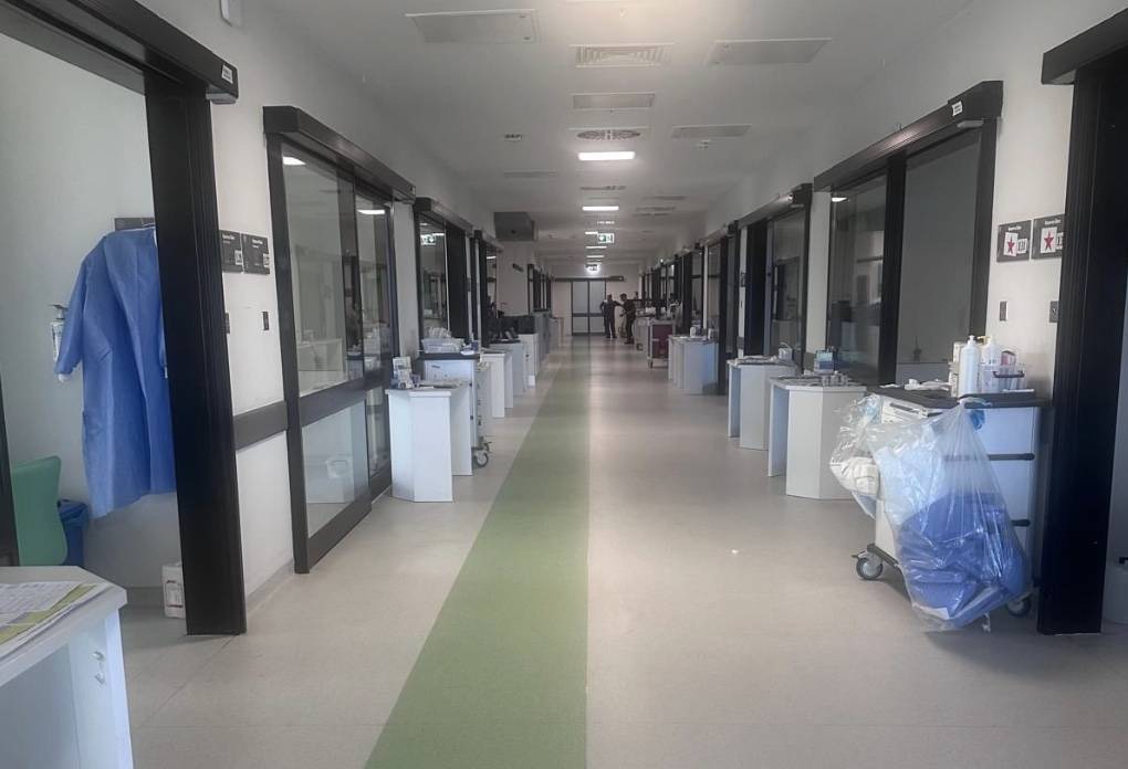 Bayraklı Şehir Hastanesindeki Sandalyeler İade Edildi!