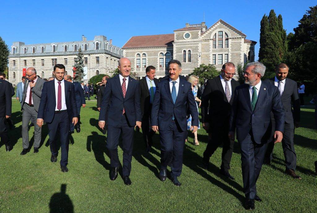 Özvar: “Üniversitelerimiz, Dünya Sıralamalarında İlk 100’e Girmeye Aday”