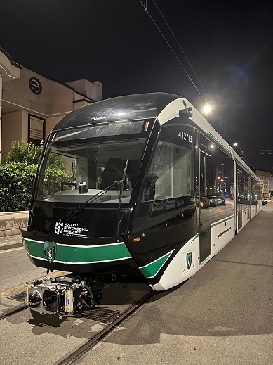 thumbnail_9. tramvay raylara indi, son araç yolda (4)