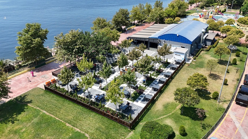 thumbnail_Hilal Bahçe Sosyal Tesisi Yenilenen Yüzüyle Hizmete Girdi (1)