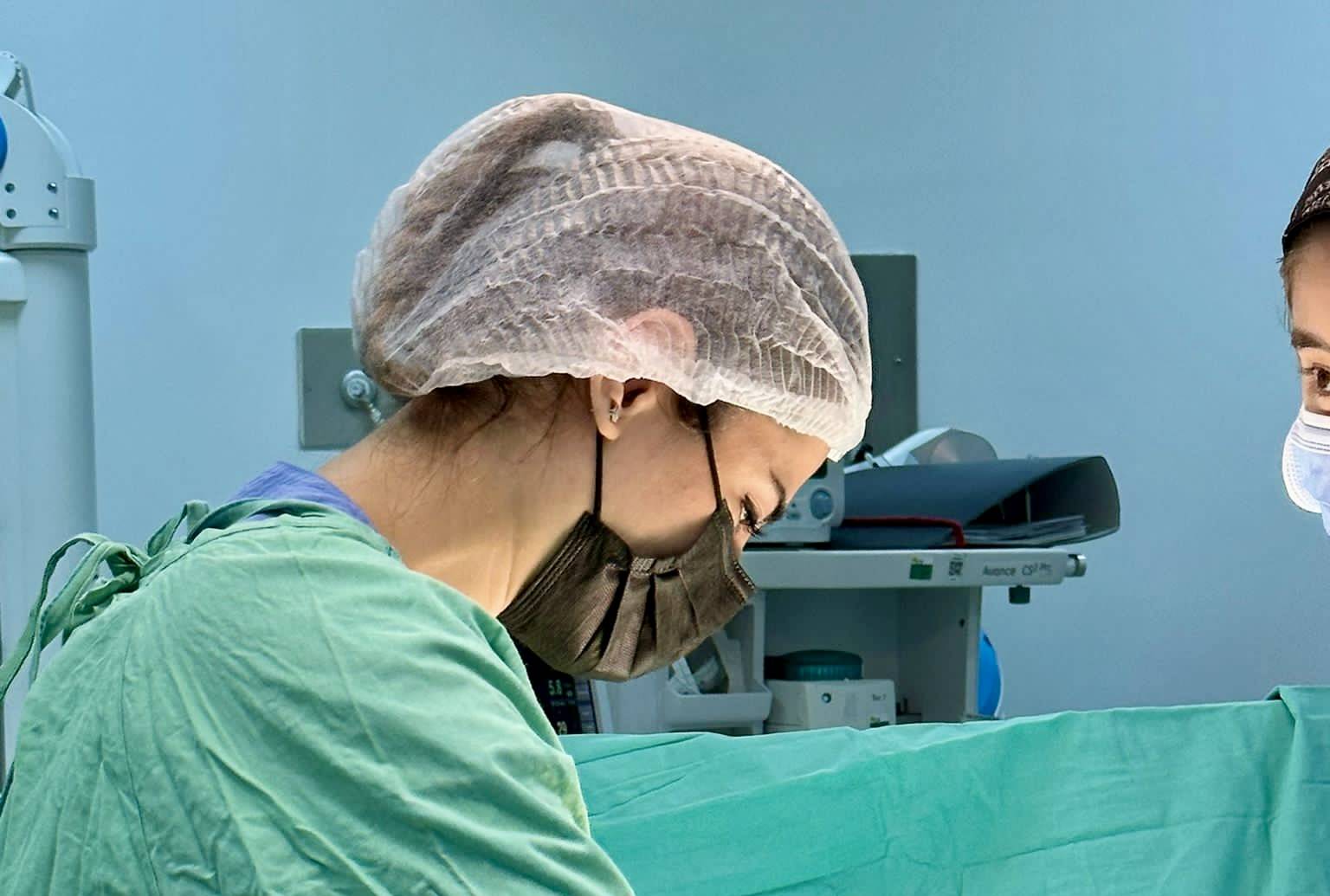 “Mesai dışı ameliyat hem hastayı hem doktoru riske atabilir”