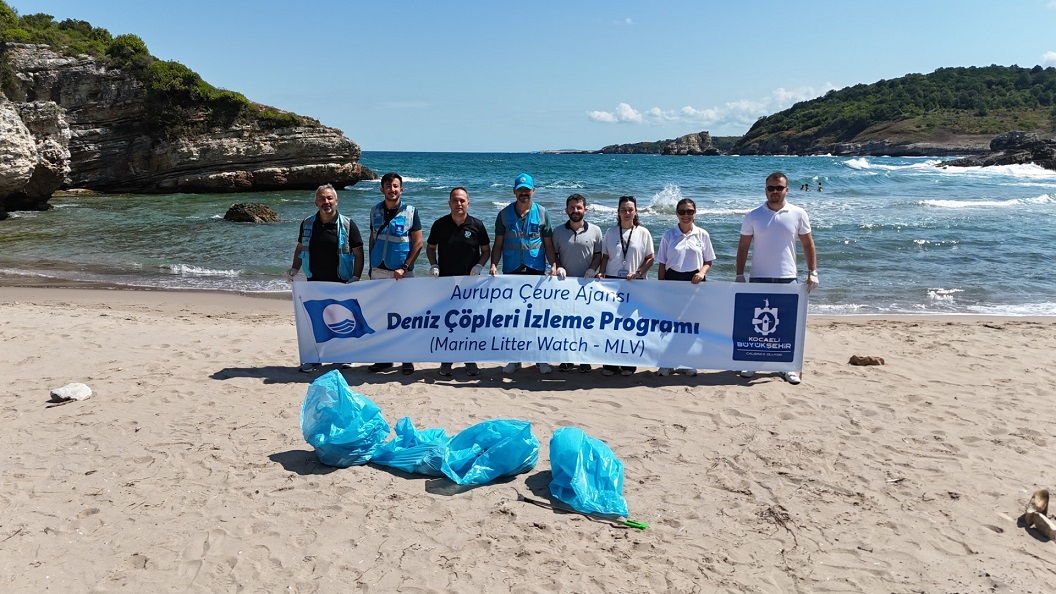 thumbnail_Deniz ve kıyı temizliğinde durmak yok (5) (Büyük)