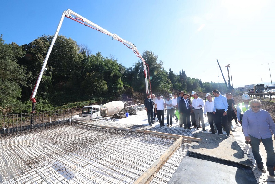 Başkan Büyükakın, Başiskele Kavşağı'nda müjdeleri verdi (8)