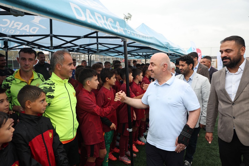 thumbnail_Geleceğin yıldızları Darıca’da buluştu (1)