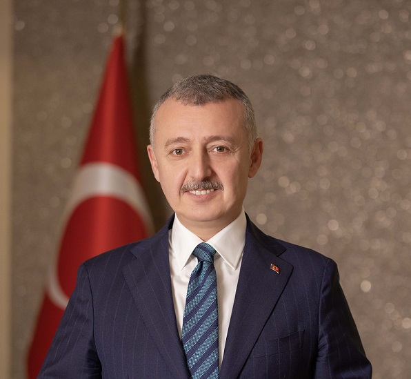 Kocaeli Büyükşehir Belediye Başkanı Tahir Büyükakın