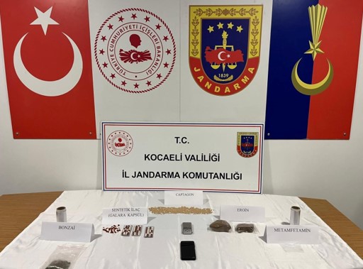 Jandarma, Gebze’de bir adreste uyuşturucu ele geçirdi: 1 kişi gözaltında