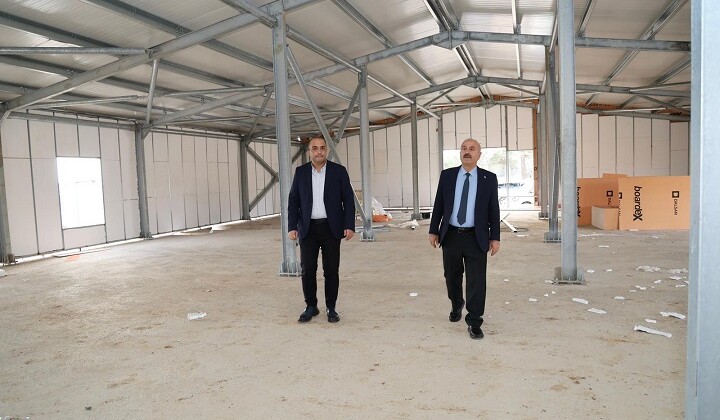 Başkan Büyükgöz Geçici Kaymakamlık Binasını İnceledi