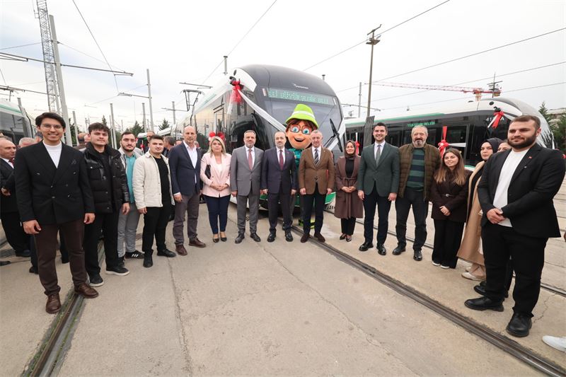 10_yeni_tramvay_alındı,_5_tane_daha_yolda_(1)_(Büyük)_800_600