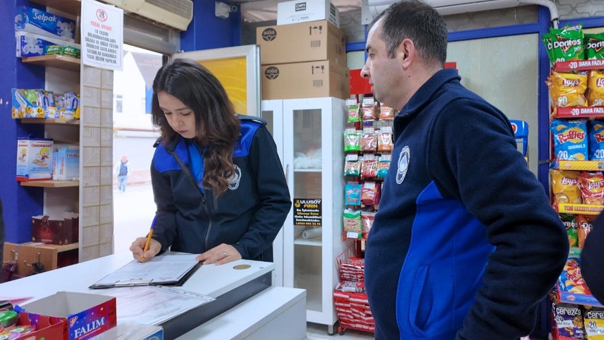 Darıca’da güvenli yılbaşı alışverişi için denetimler sürüyor (3)