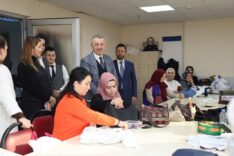 Başkan Büyükakın, komek kursiyerlerini ziyaret etti (1)