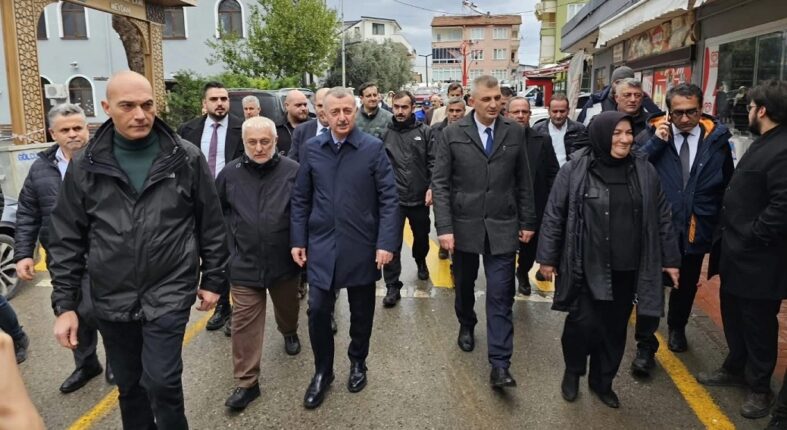 Büyükakın Aynı anda 262 noktada çalışıyoruz (1) (1)