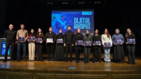 Dijital Kampüs'te yetişen 235 genç sertifikalarını aldı  (3)