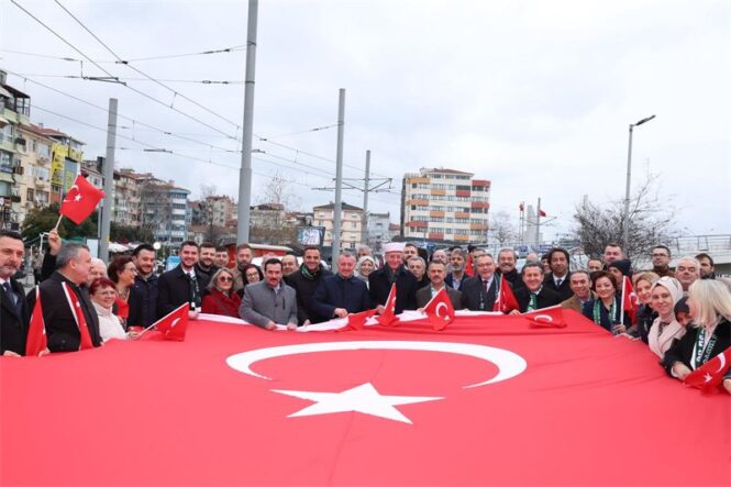 Büyükakın_Milli_kimliğimizi_asla_unutmayacağız_(5)_800_600