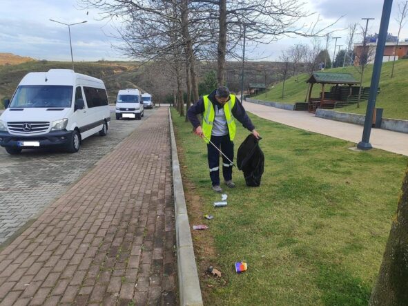Büyükşehir'den temiz çevre için yoğun mesai (2)