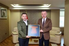 Başkan_Büyükakın'a_ziyaretçi_akını_(2)_640_480