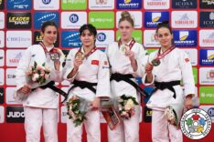 afd25d58-5033-4858-a786-e9e0ffe84e50