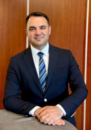 936b2932-2a3b-417a-a66f-c4794a4f014e