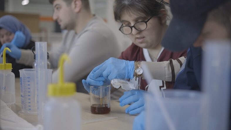 9e10eb2d-d895-4b74-adbc-f44f9c262bbf