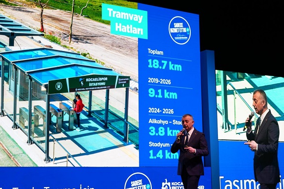 Başkan Büyükakın, şehrin geleceği metroyu anlattı