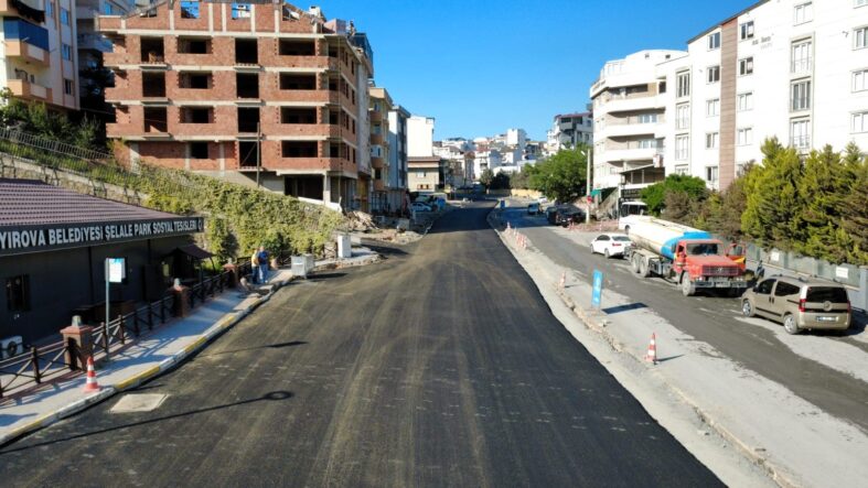 Çayırova Uğur Mumcu Caddesi göz kamaştıracak (5)