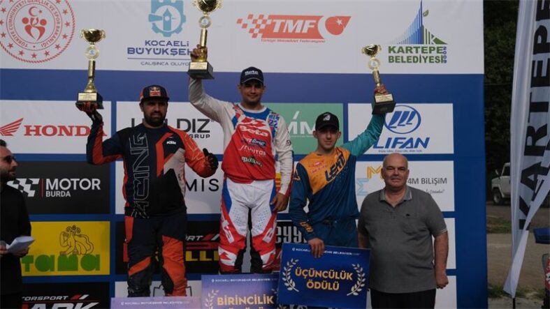 Süper_Enduro’da_kupalar_sahiplerini_buldu_(7)_800_600