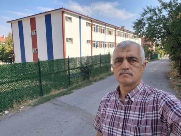 Gergerlioğlu; “Okullar açıldı, veliler zor durumda!”