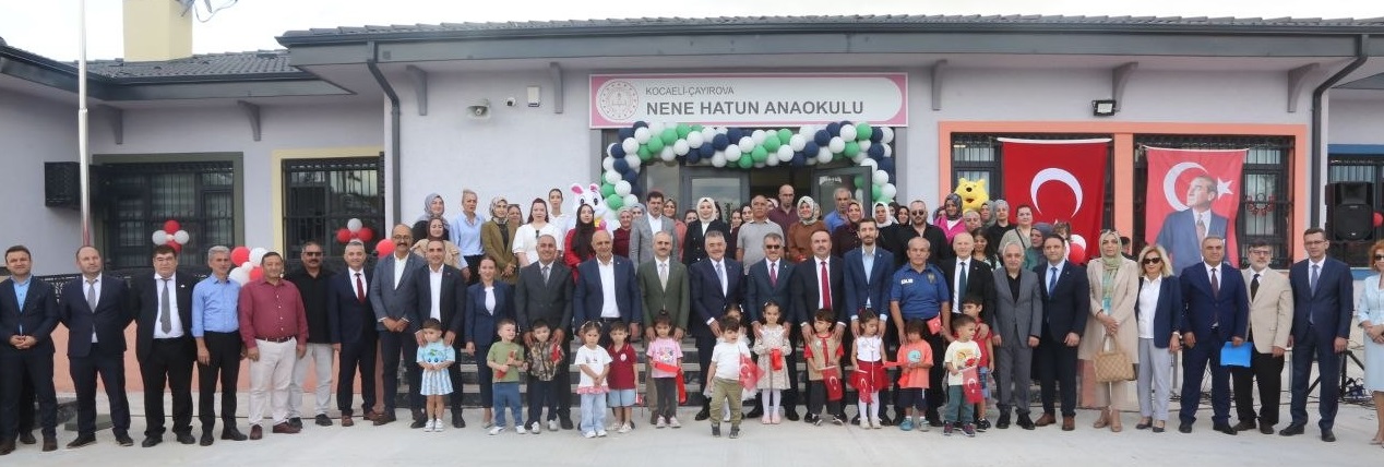 Çayırova’da yeni eğitim-öğretim döneminin ilk ders zili çaldı