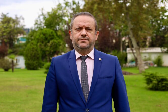 Hüseyin Öziri: “Dik duruşumuzla, meslek onurumuzla, dayanışmayla geliyoruz”